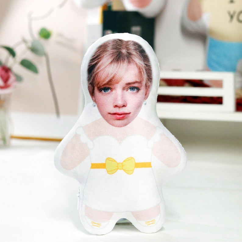Face Cuddle Cushion