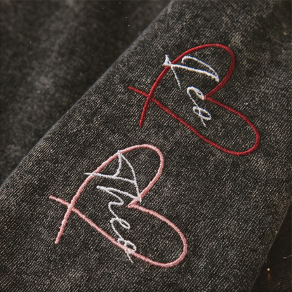 Vintage Wash Custom Heart Sleeve Sweatshirt | Personalized Gift for Mom & Grandma