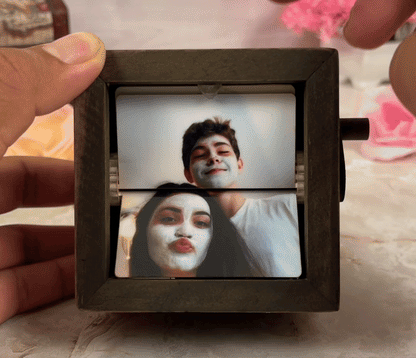 Deluxe Crank Reveal Keepsake Photo Box